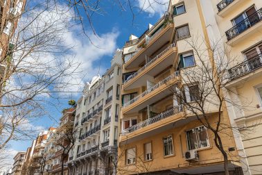 Oportunidad: Piso con terraza en el corazón de Goya-Salamanca!!