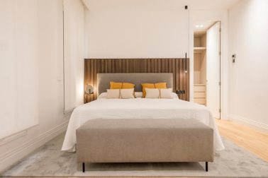 Excelente piso exterior con balcones en calle Cervantes (Centro)