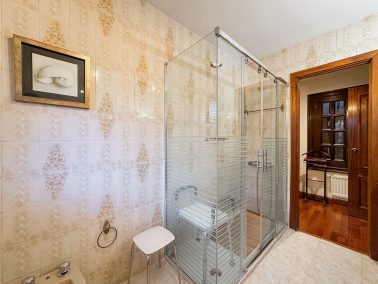 NOVEDAD EN VENTA | Chalet Independiente en  Majadahonda