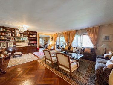 NOVEDAD EN VENTA | Chalet Independiente en  Majadahonda