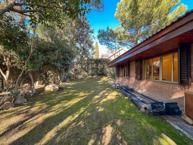 NOVEDAD EN VENTA | Chalet Independiente en  Majadahonda